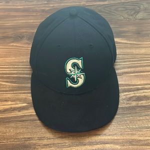 Seattle Mariners New Era fitted hat- low crown
